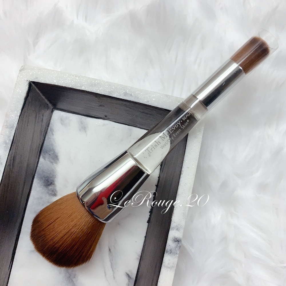 Trish mcevoy wet dry even skin foundation brush